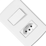 Conjunto Siena 4X2 Branco Com Placa (1Simples+1Tomada10A) 6084