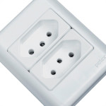 Sistema Perlex Branca (2 Tomadas 10/20A) 3011/15Br