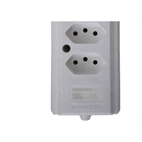 Tomada Barra Interneed   Quadrupla 10/20A 2 Polos +Terra Branca 66569