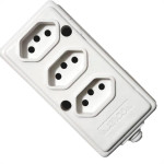 Tomada Barra Naticon   Tripla 10A 2 Polos +Terra Branca 574