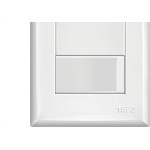 Conjunto Fame Evidence 4X2 Branco Com Placa(2Simples) 16A 