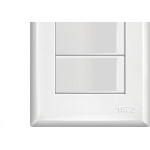 Conjunto Fame Evidence 4X2 Branco Com Placa(3Simples) 16A 