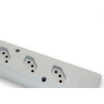 Tomada Barra Interneed Pro45Â°   Tripla 10/20A 2 Polos +Terra Branca 074168