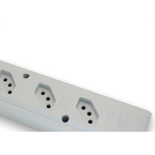 Tomada Barra Interneed Pro45Â°   Tripla 10/20A 2 Polos +Terra Branca 074168