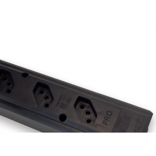 Tomada Barra Interneed Pro45Â°   Tripla 10/20A 2 Polos +Terra Preta 074182