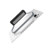 Desempenadeira Aco Zincado Galo Cabo Fechado Dentada 12X29Cm 161203
