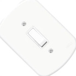 Conjunto Fame 4X2 Branco Com Placa 1Paralelo 