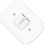 Conjunto Fame 4X2 Branco Com Placa 2Simples 