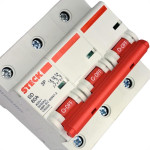Disjuntor Steck ''Din'' Tripolar 80A. C