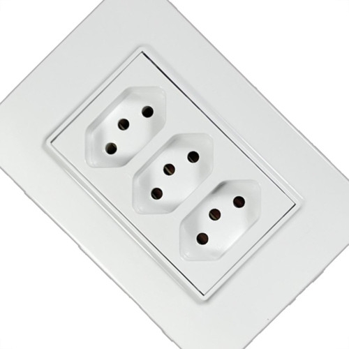 Conjunto Ilumi Vivaz Branco Com Placa 3 Tomadas 10A. - 78123 Monobloco