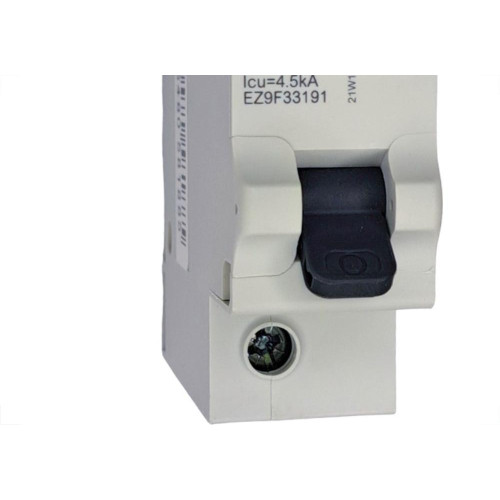 Disjuntor Schneider ''Din'' Unipolar 100A. C