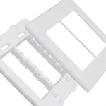 Placa Steck Linha Stella Branca 4X4 - 3 Modulos + 3 Modulos Horizontais Com Suporte 9072