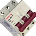Disjuntor Steck ''Din'' Tripolar 70A. C