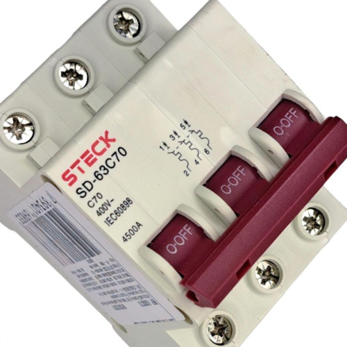 Disjuntor Steck ''Din'' Tripolar 70A. C