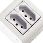 Sistema Box Tramontina Lizflex 2 Tomadas 2P+T. 10A. - 57304/012