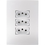 Conjunto Ilumi I9-Inove Branco Com Placa 3 Tomadas 10A. - 94123 Monobloco