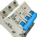 Disjuntor Elgin ''Din'' Tripolar Dz47-63S - 6A.