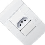 Conjunto Dicompel Ritz 1 Tomada Horizontal 2P+T. 20A. Branco - Rzb-2000/30