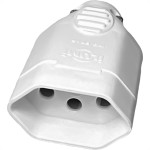Ilumi Pino Femea 2P+T  10A Cza-1431